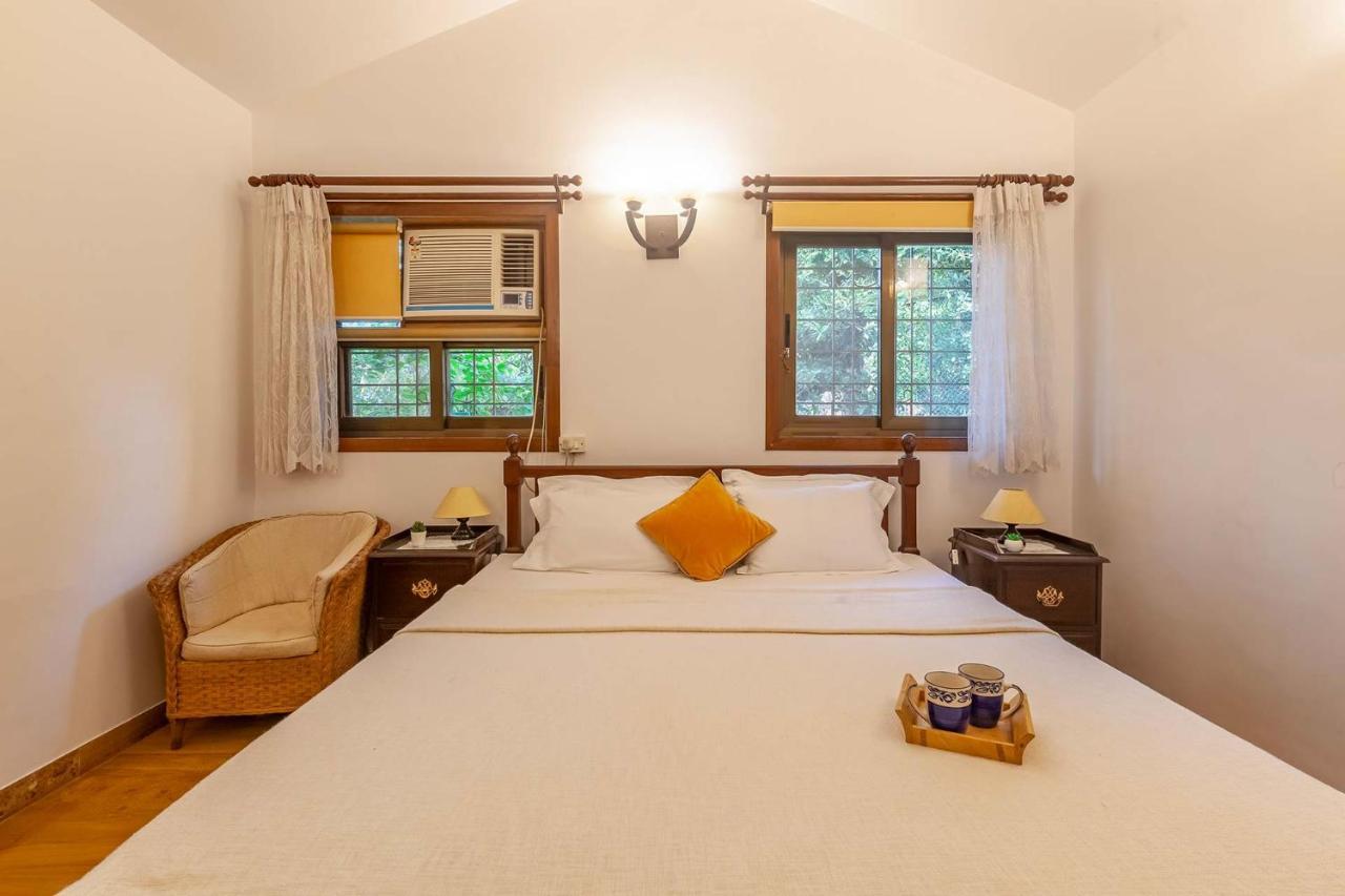 Stayvista's Casa Palmera: Pet-Friendly Villa with Pool and Games Alibag Exterior photo